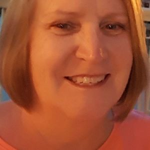 Meet your Posher, Liz